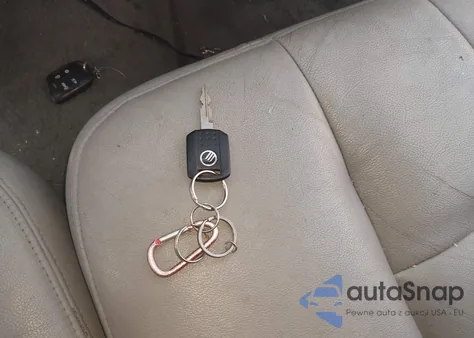 2004 Mercury Grand Marquis Gs из США, поврежденный, VIN 2MEFM74WX4X672773